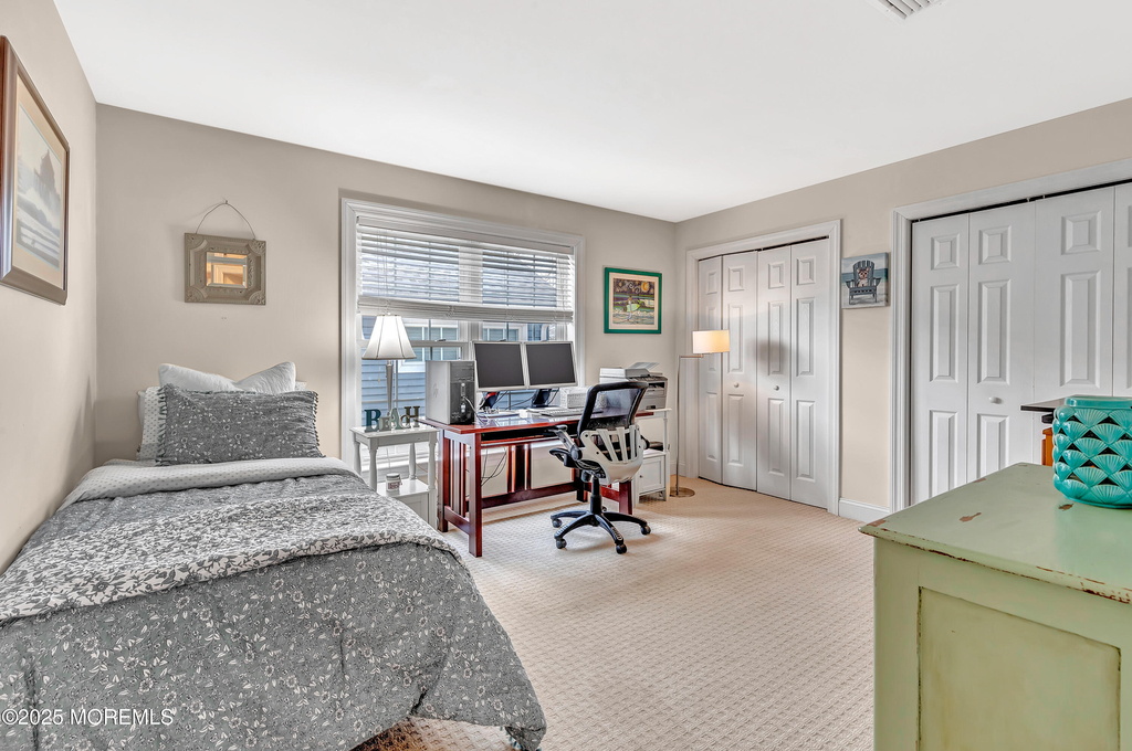 1814 Briarwood Terrace - Photo 17