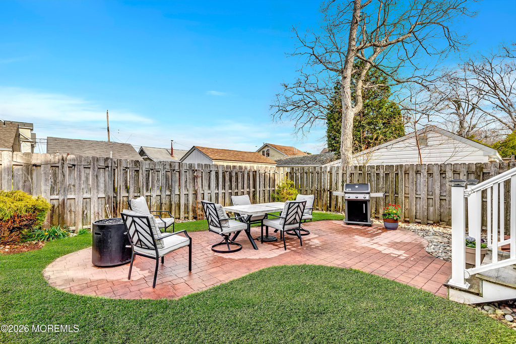 1814 Briarwood Terrace - Photo 1
