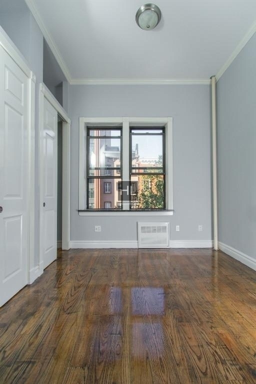 West 14 Street - Photo 1