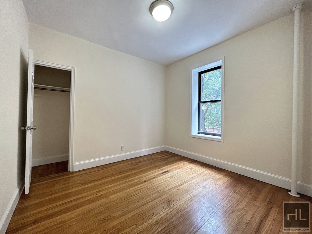 East 38th Street - Photo 3