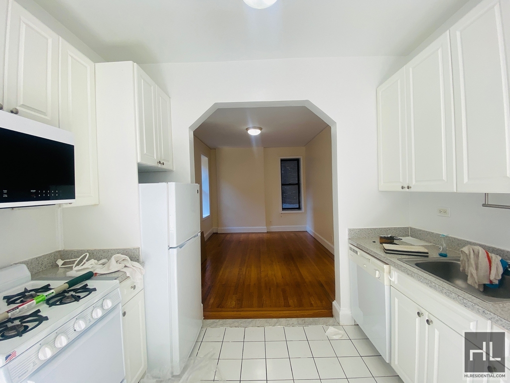 East 38th Street - Photo 1