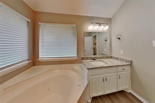 821 Willow Court - Photo 10