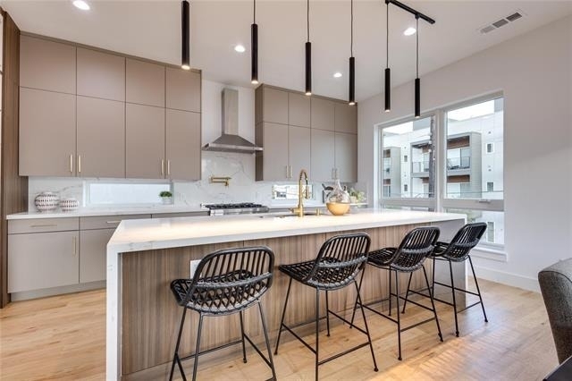 2336 N Carroll Avenue - Photo 12