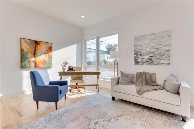 2336 N Carroll Avenue - Photo 8