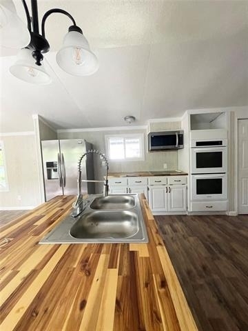 433 Capricorn Drive - Photo 6