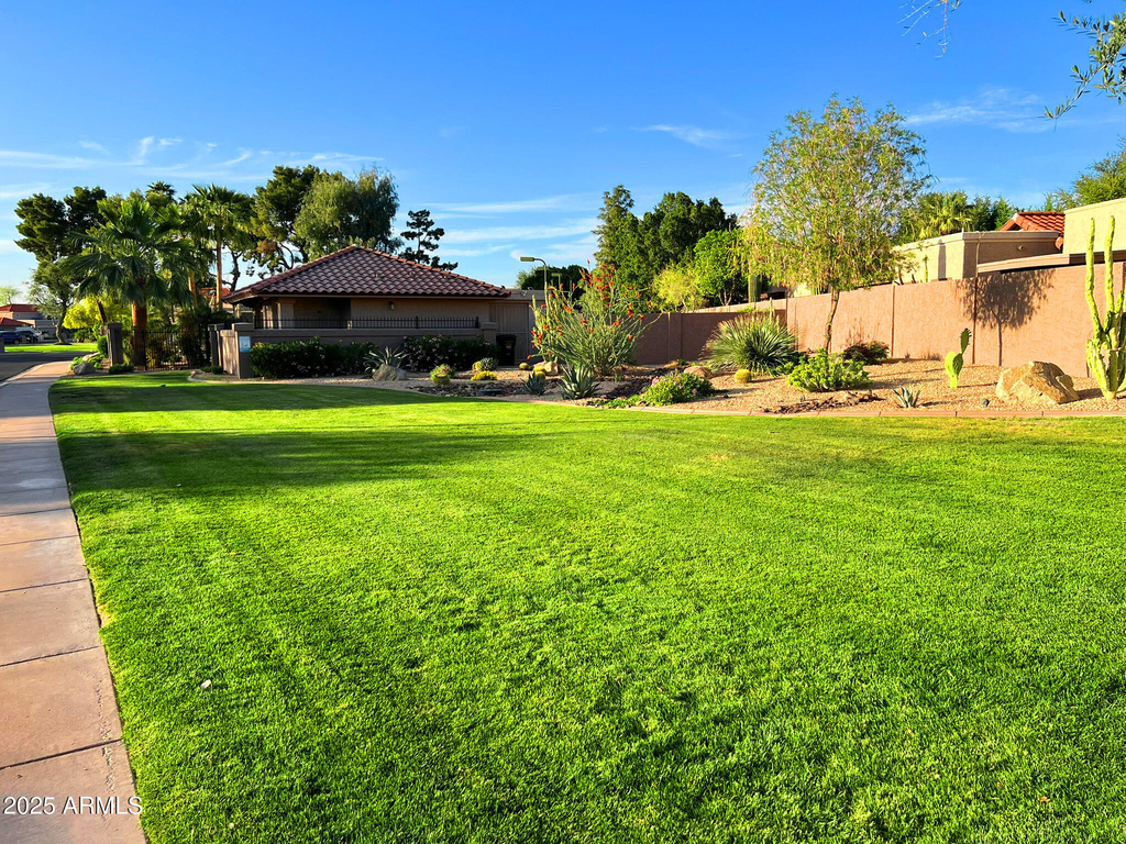 7884 E Horseshoe Lane - Photo 14