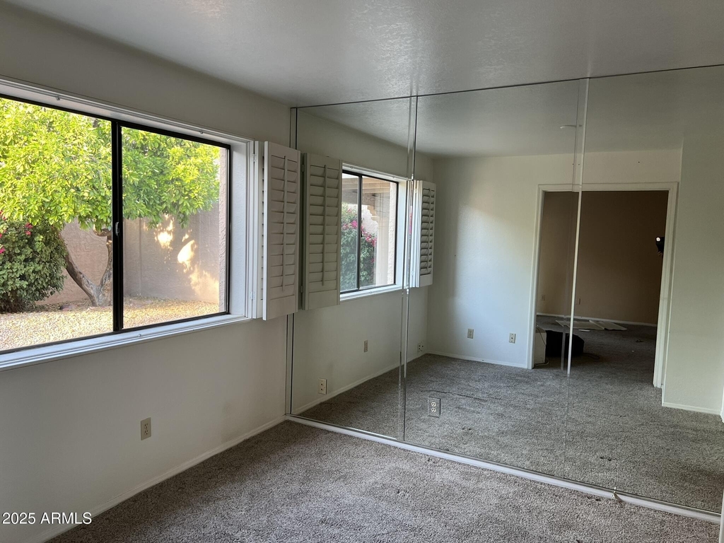 7884 E Horseshoe Lane - Photo 9