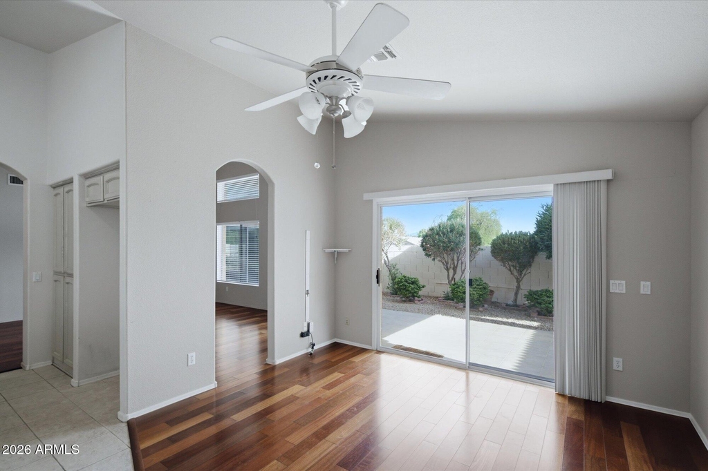 15251 W Verde Lane - Photo 11