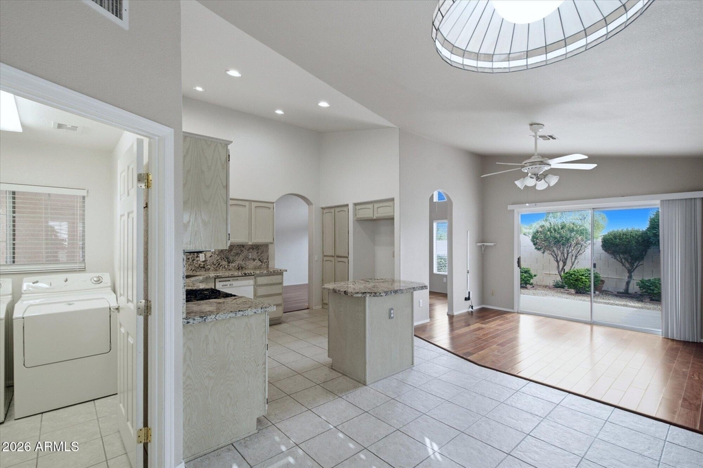 15251 W Verde Lane - Photo 8
