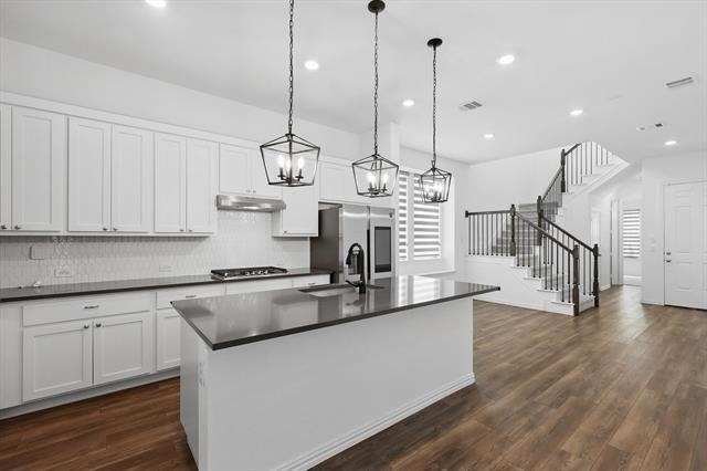 211 Harper Street - Photo 2