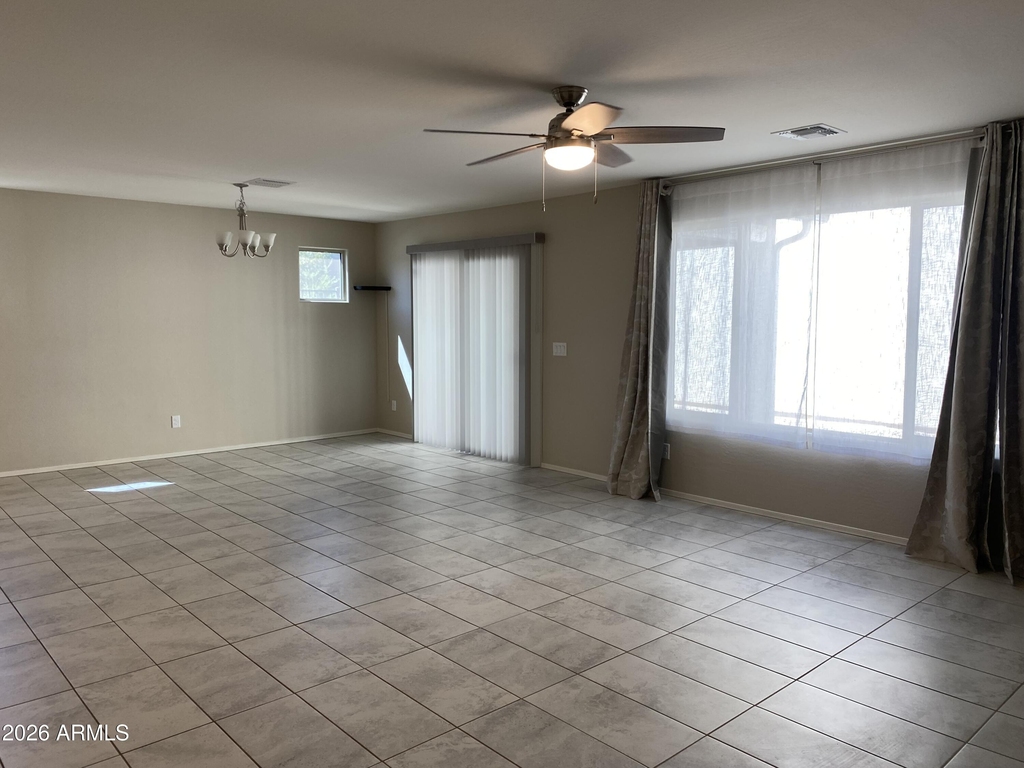 16668 W Sierra Street - Photo 3