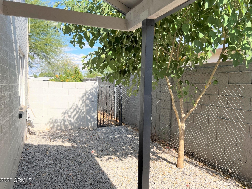 4423 N 13th Place - Photo 8