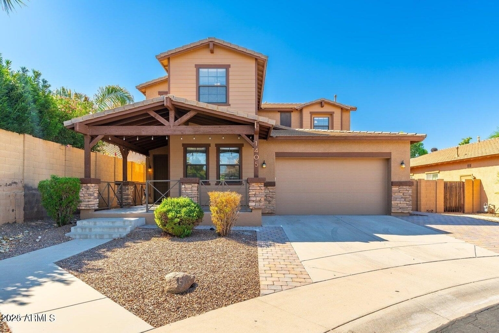 1405 W Pelican Court - Photo 0