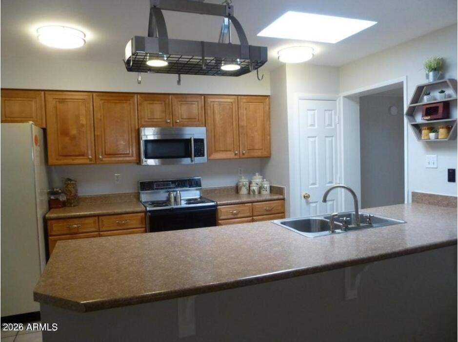 946 E Loma Vista Drive - Photo 4