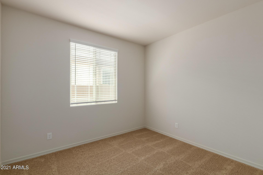 25417 S 229th Place - Photo 17
