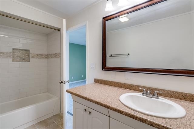 8404 Forest Lane - Photo 10