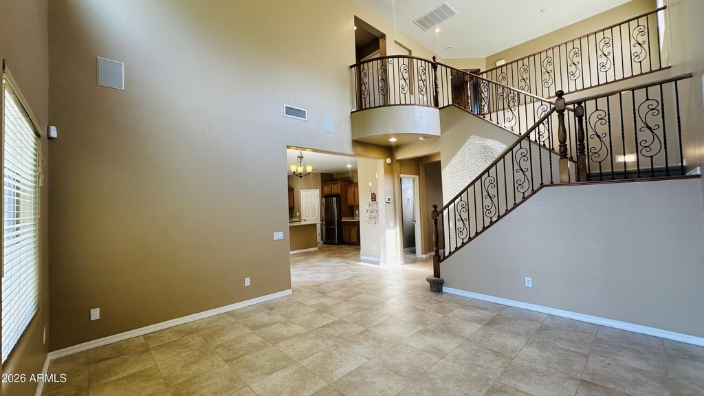 2138 W Marconi Avenue - Photo 6