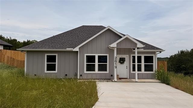 2619 Creekview Drive - Photo 0