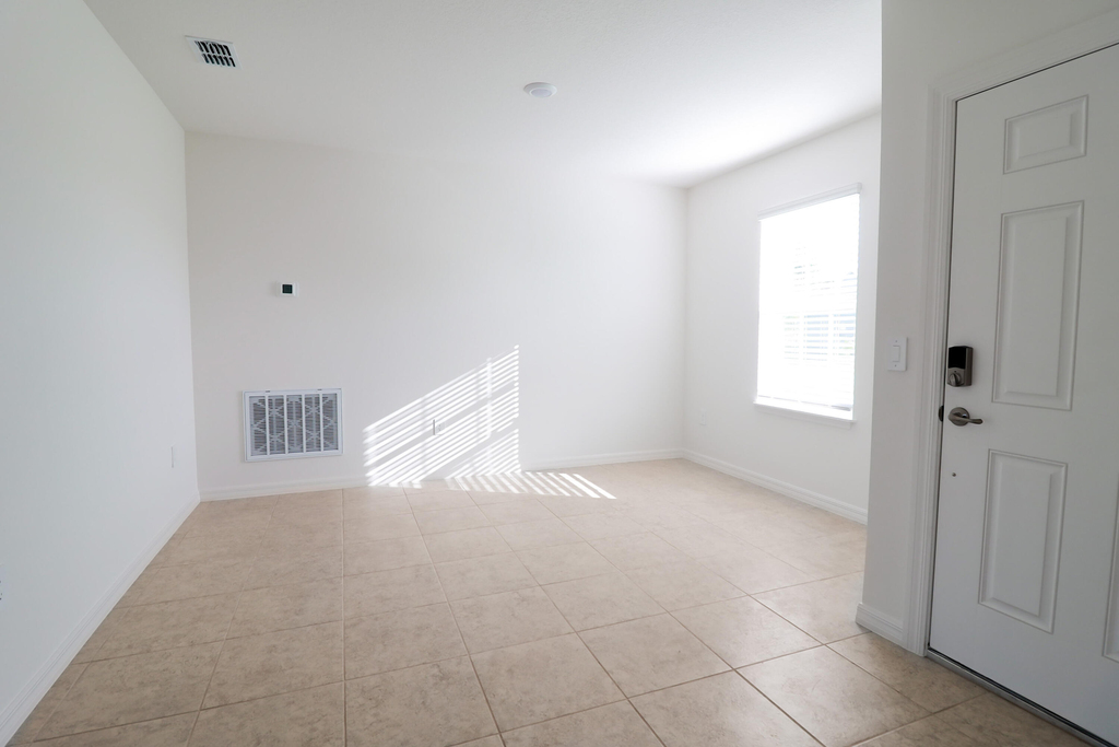 2061 Se Mantua Street - Photo 6