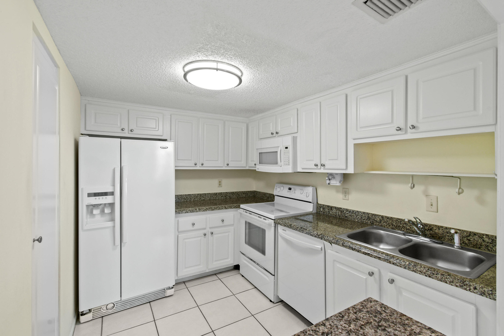 2800 N Ocean Drive - Photo 6