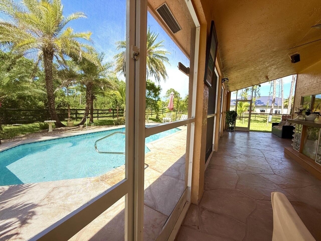 14765 Northlake Boulevard - Photo 4