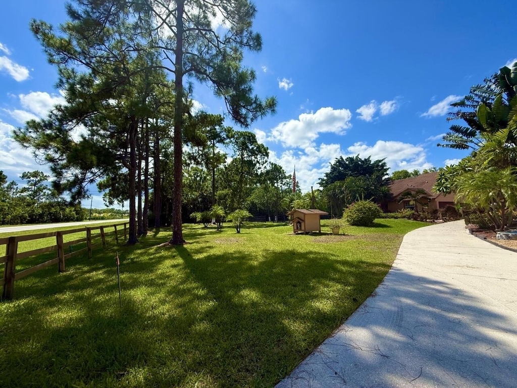 14765 Northlake Boulevard - Photo 0