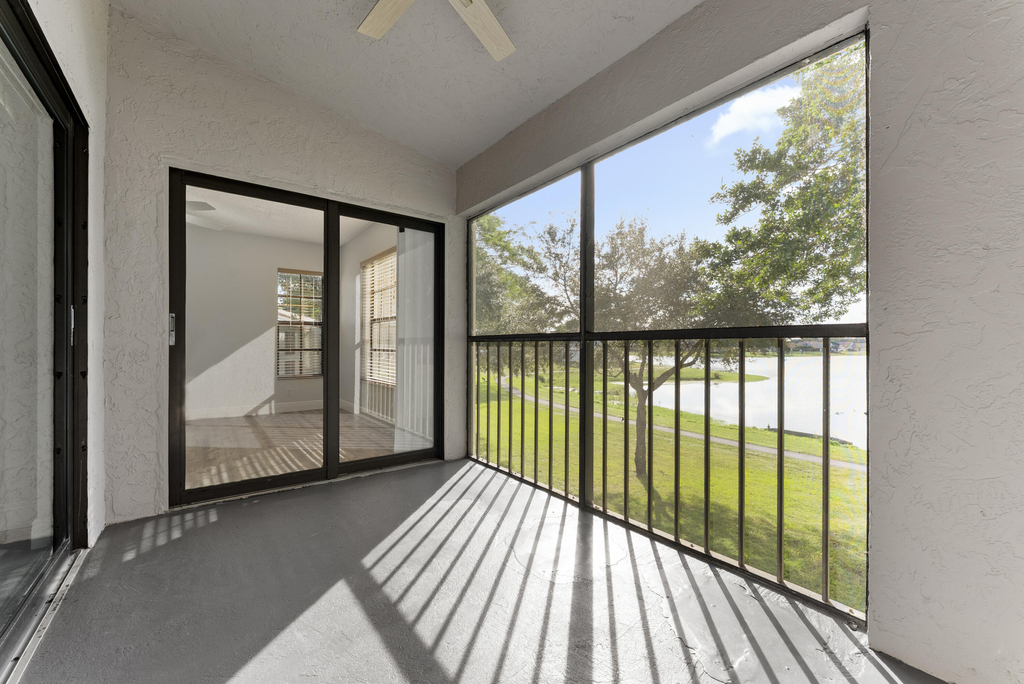 2900 Olivewood Terrace - Photo 15