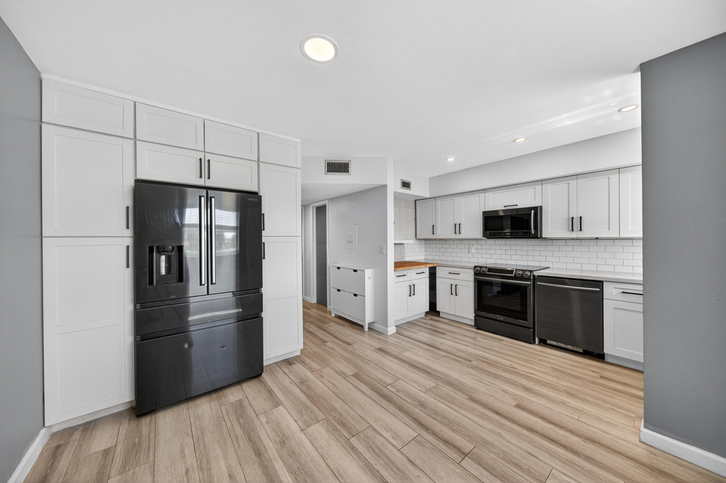 505 Ne 20th Avenue - Photo 4