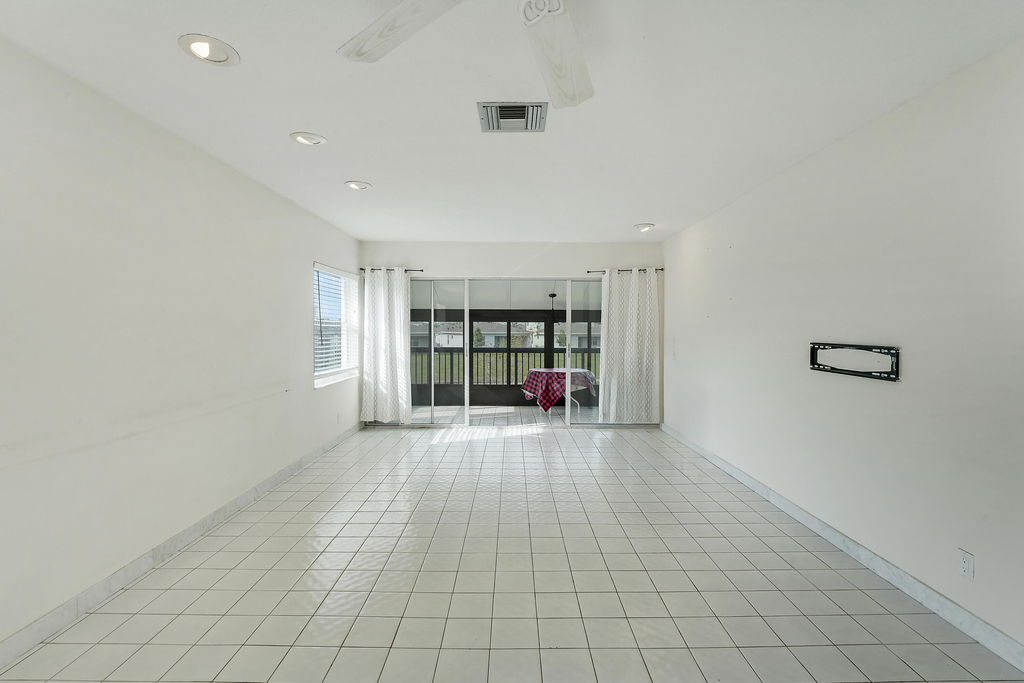13679 Date Palm Court - Photo 18
