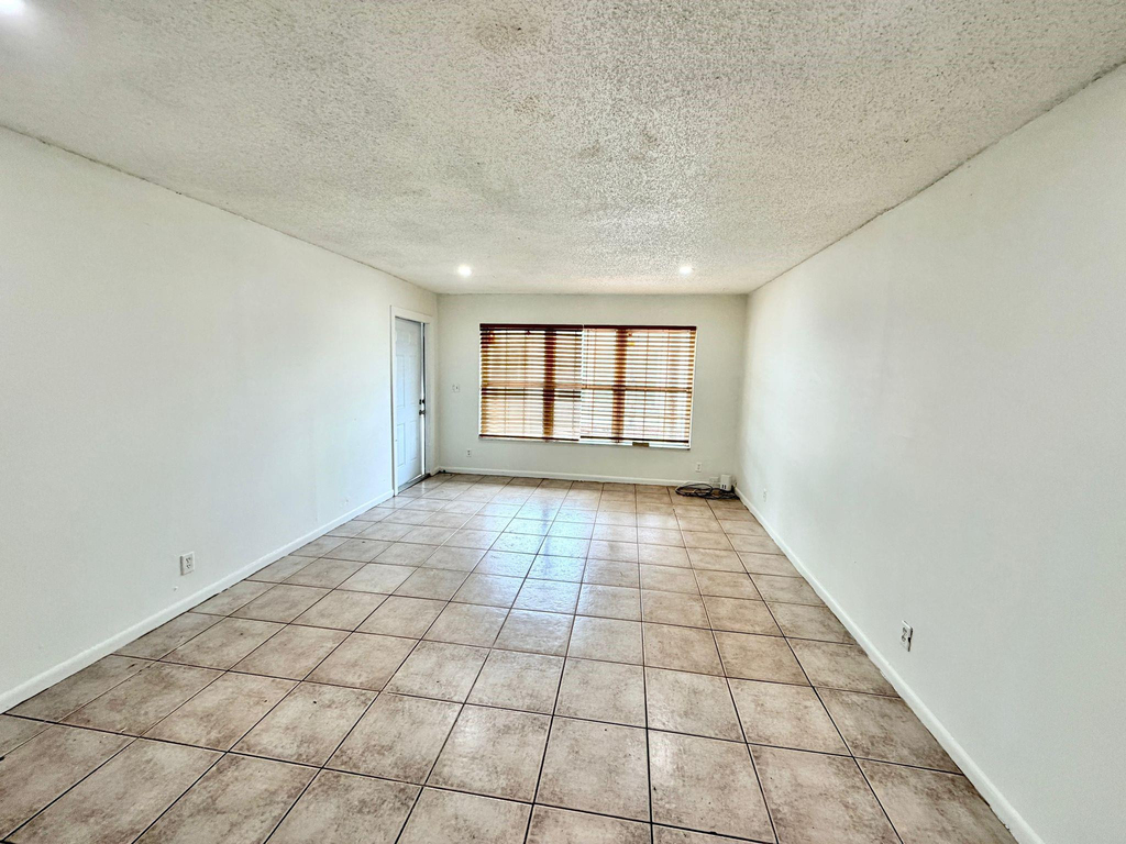 5730 Nw 27th Court - Photo 28