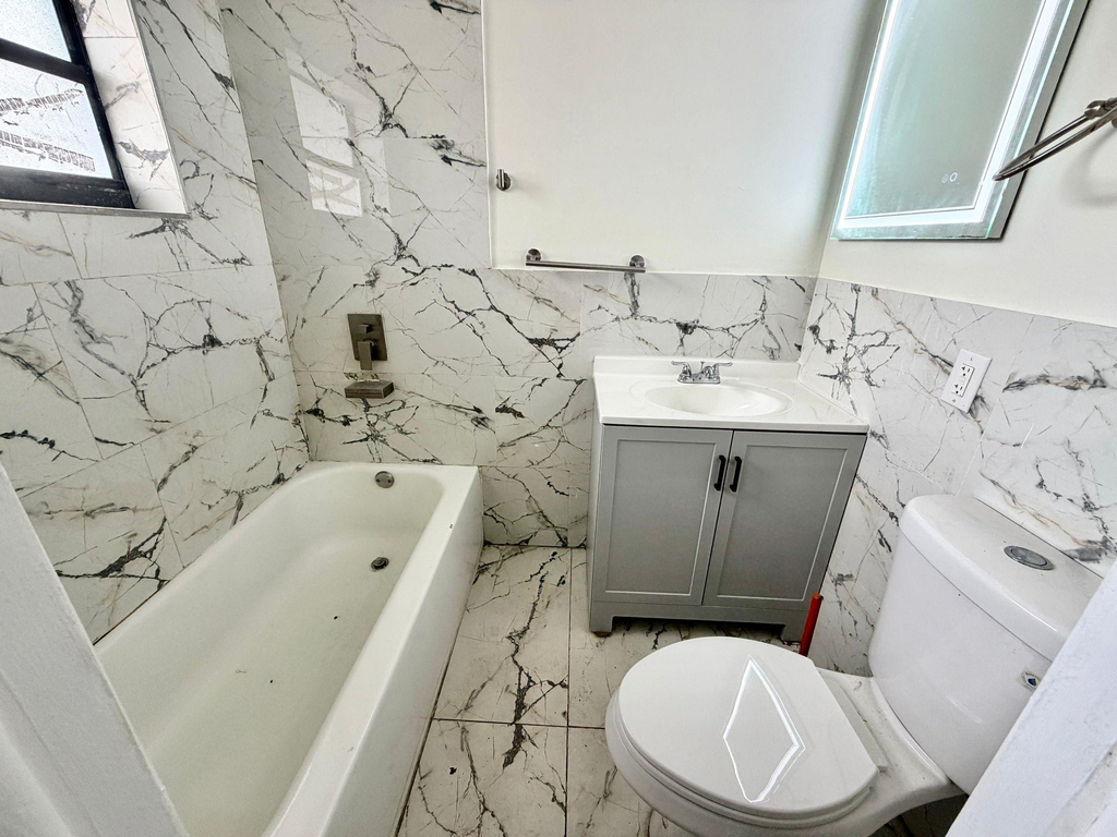 5730 Nw 27th Court - Photo 25