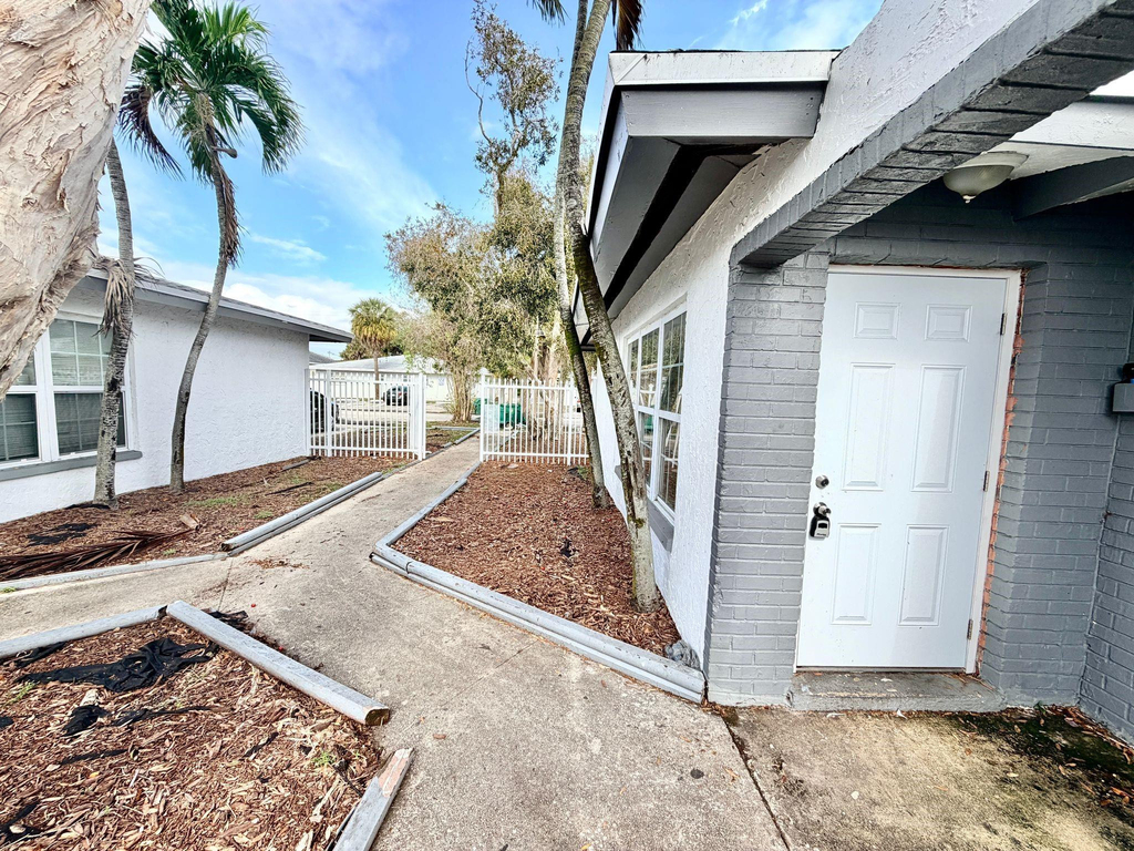 5730 Nw 27th Court - Photo 2