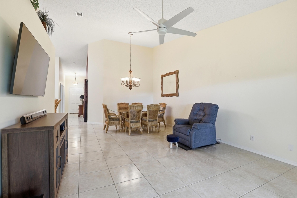 9363 Bridgeport Drive - Photo 43