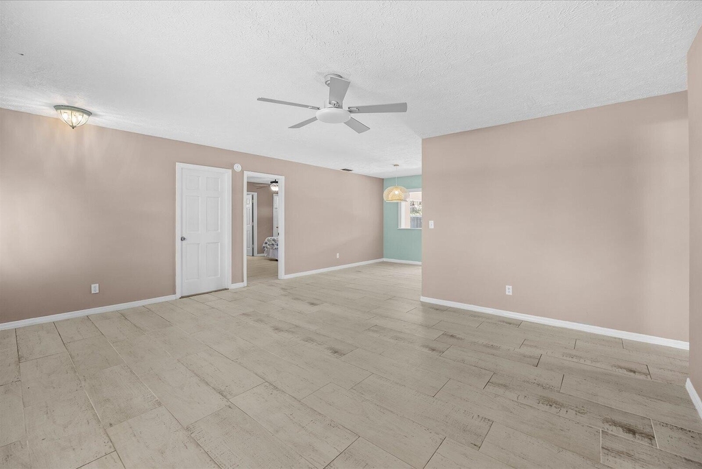 687 Ne Maranta - Photo 6