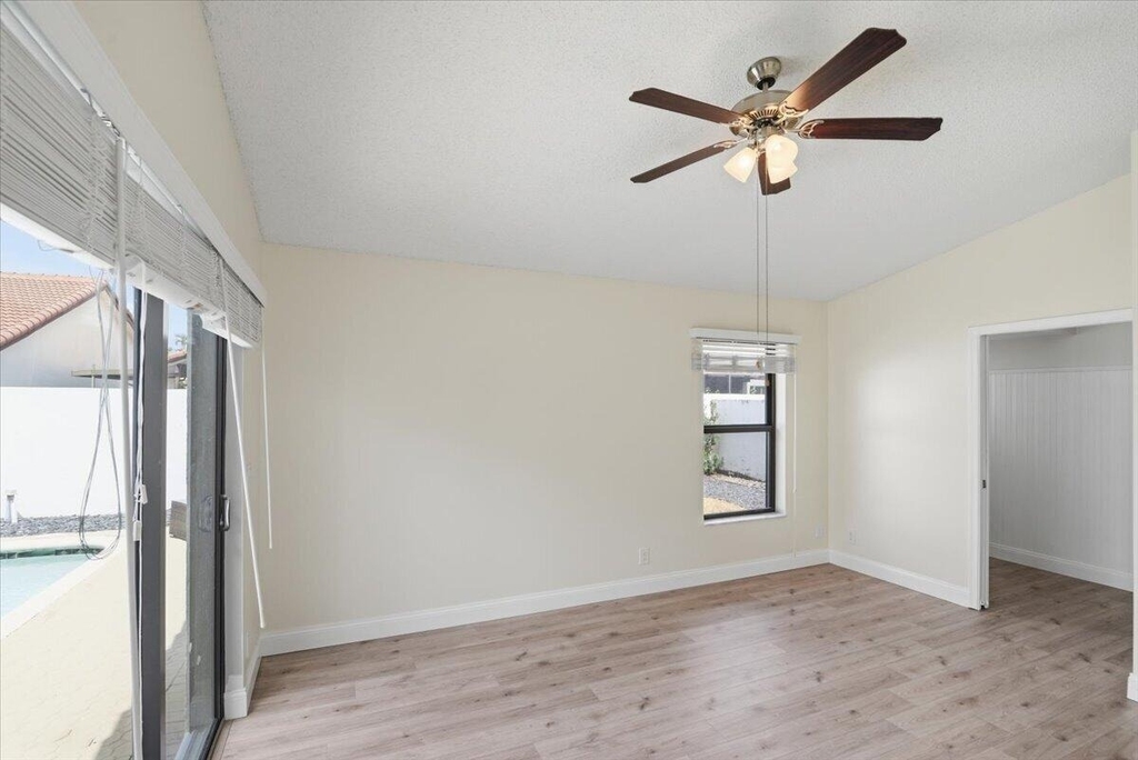21583 Villa Nova Drive - Photo 35
