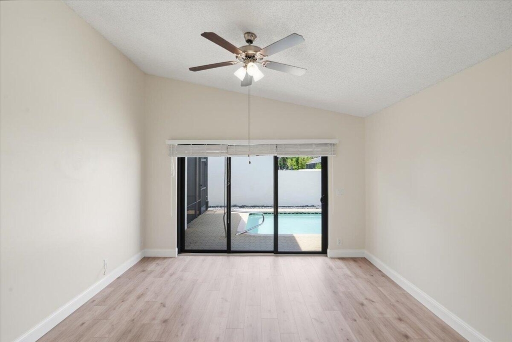 21583 Villa Nova Drive - Photo 23
