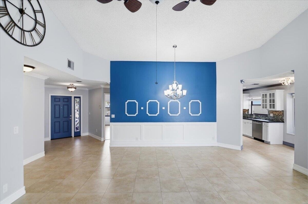 21583 Villa Nova Drive - Photo 11