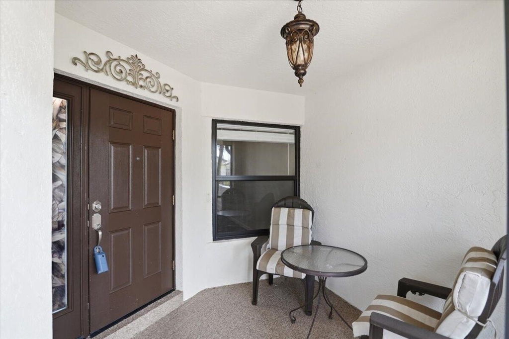 21583 Villa Nova Drive - Photo 3
