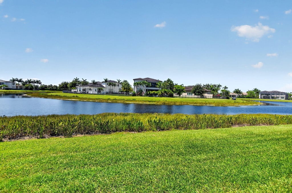 9168 Benedetta Place - Photo 3