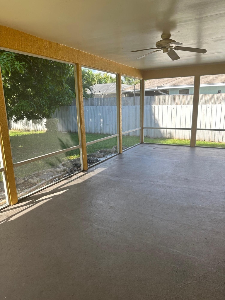 2426 Se Addison Street - Photo 27