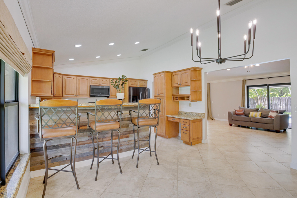 542 Indigo Avenue - Photo 8