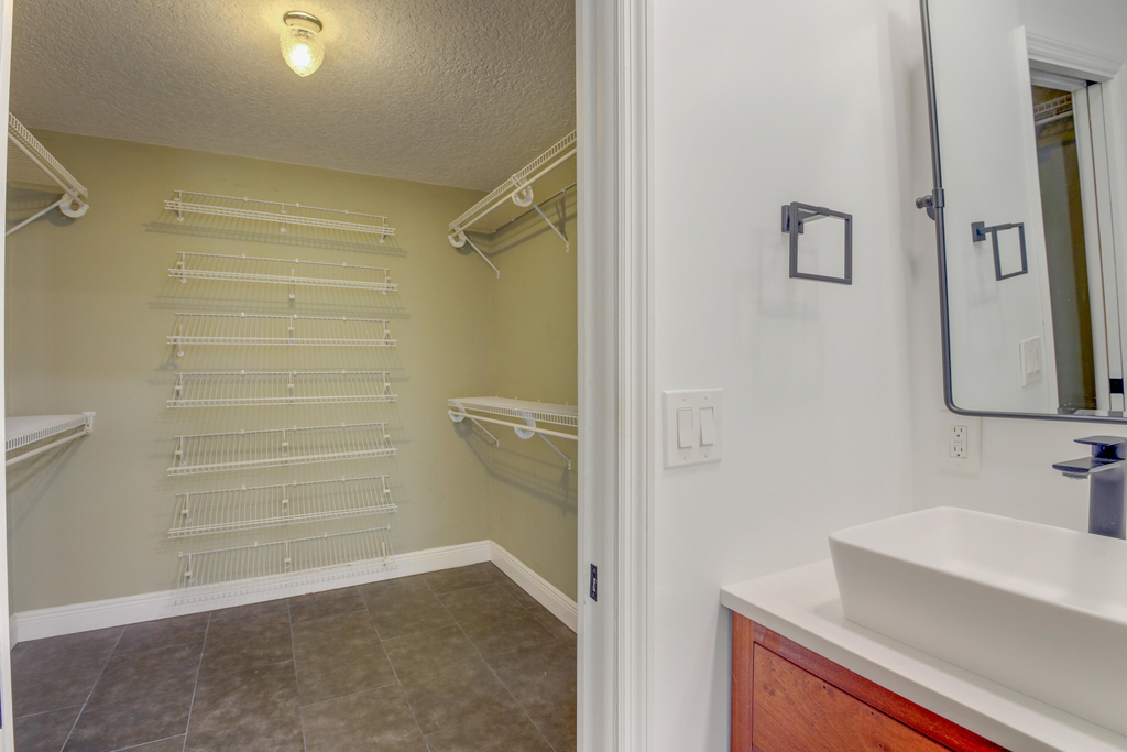 542 Indigo Avenue - Photo 17