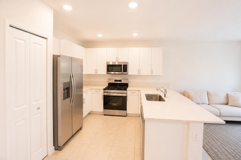 5085 Sw 37th Street - Photo 9