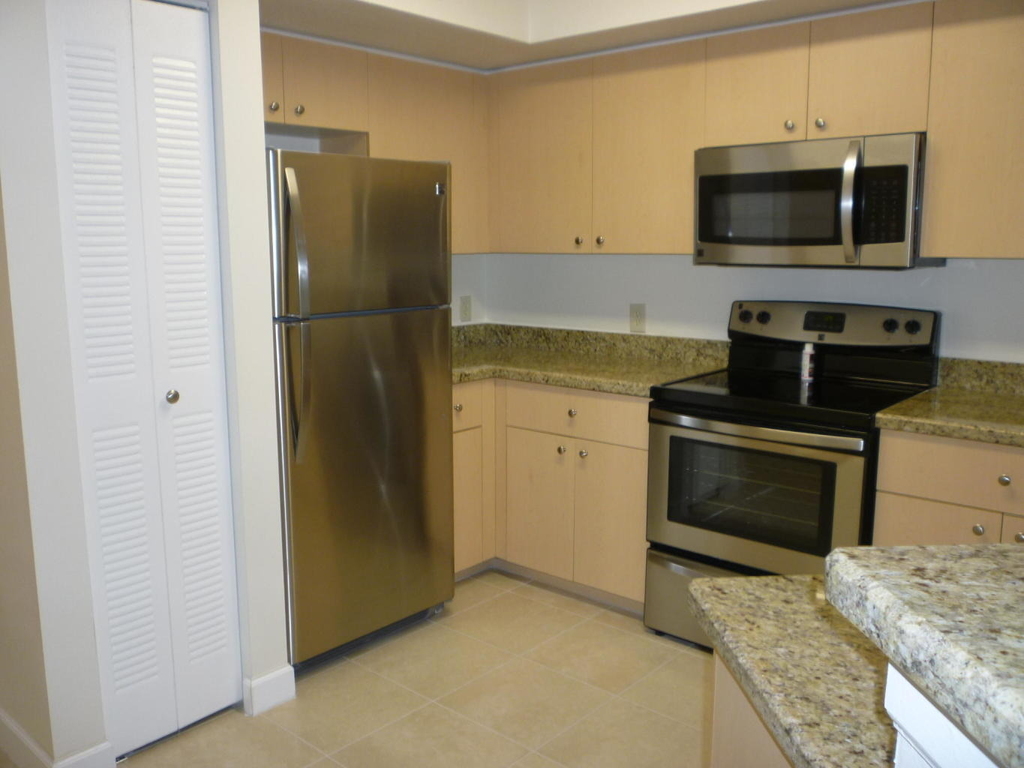 4211 San Marino Boulevard - Photo 2