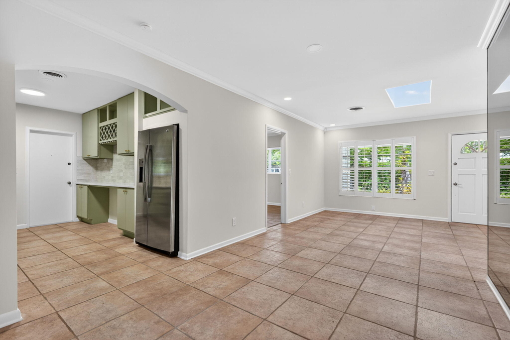 606 Paulina Road - Photo 16