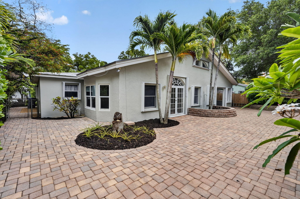 606 Paulina Road - Photo 44