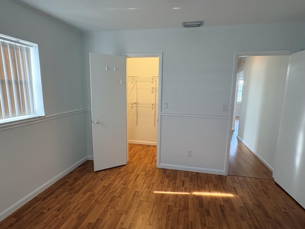 1009 Sw 3rd Way - Photo 4