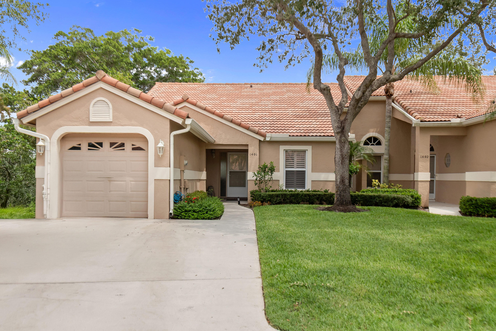 1401 Mahogany Place - Photo 1