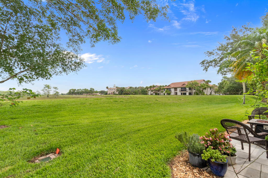 1401 Mahogany Place - Photo 21