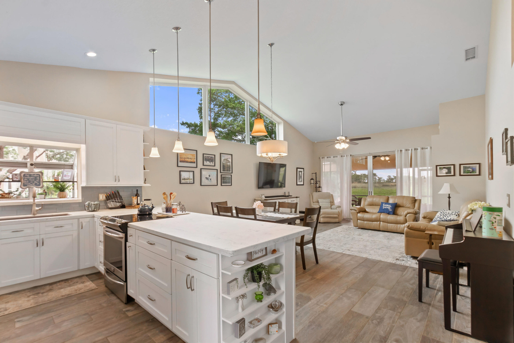 1401 Mahogany Place - Photo 7
